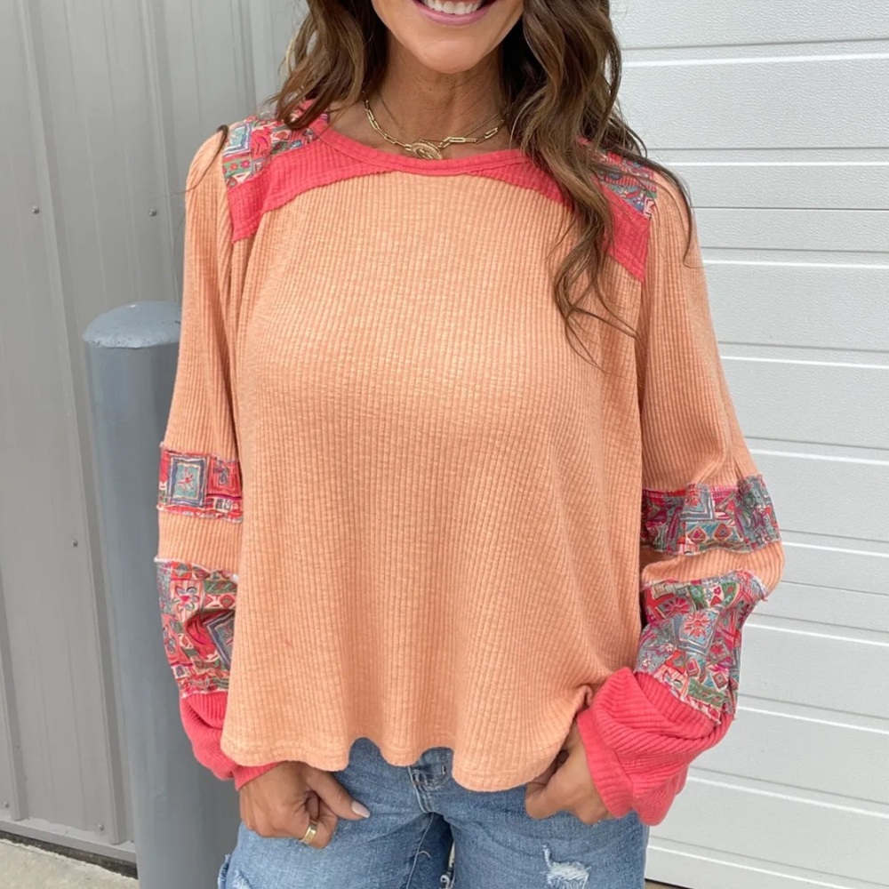 Easel Size Small Women's Peach and Red Patterned Waffle‎ Boho Ballon Sleeve Top